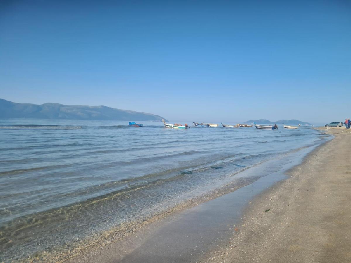 Old Beach Apartment Vlora エクステリア 写真