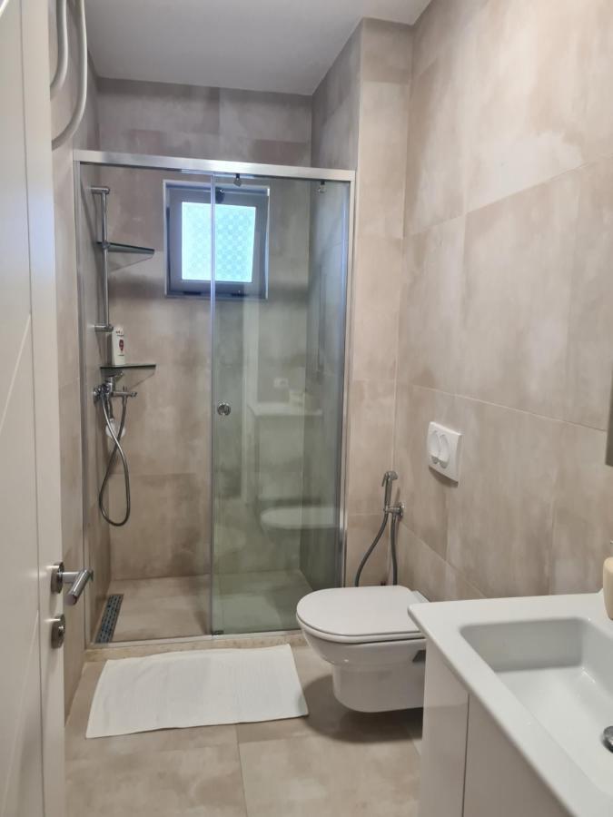 Old Beach Apartment Vlora エクステリア 写真